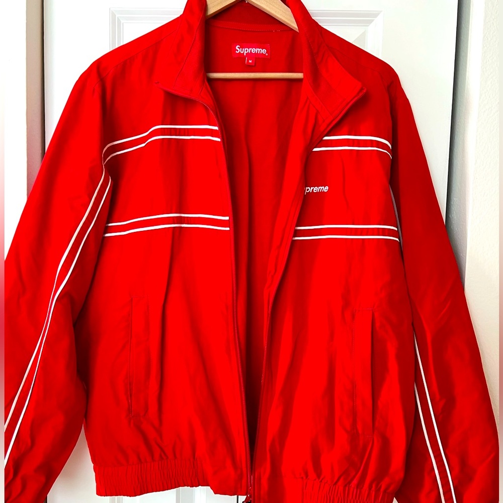 Supreme Logo Jacket - Picture 2 of 5